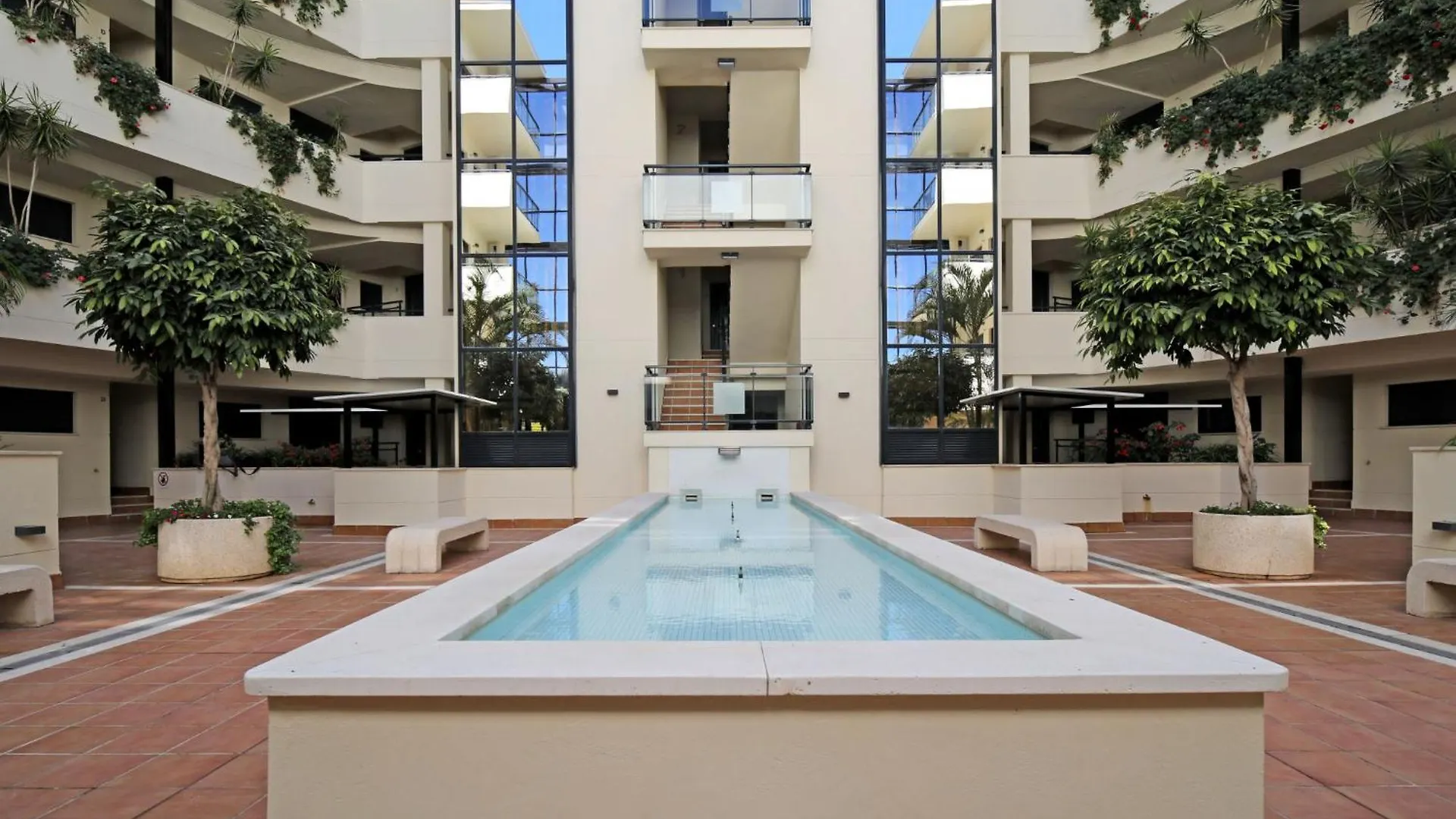 Apartment Cosmo Beach-1 By Interhome Estepona